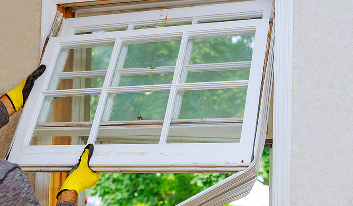 Residential Replacement Windows: 6 Signs It's Time For an Update
