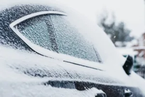How Inclement Weather Conditions Affect Your Auto Glass