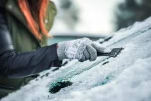 Preparing for Winter Weather: 6 Tips to Ensure Your Windshield is Ready